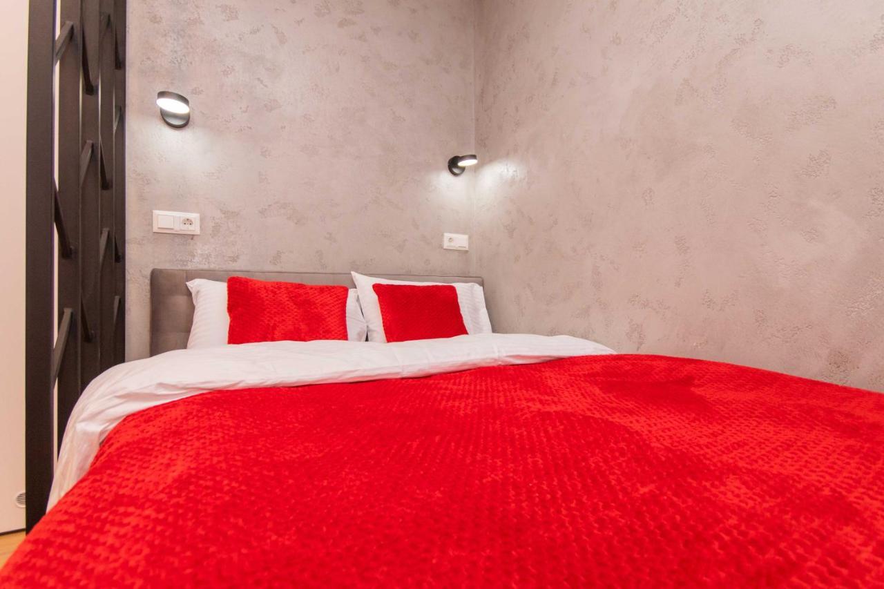 Myfreedom Апартаменти Метро Берестейська Kiev Quarto foto